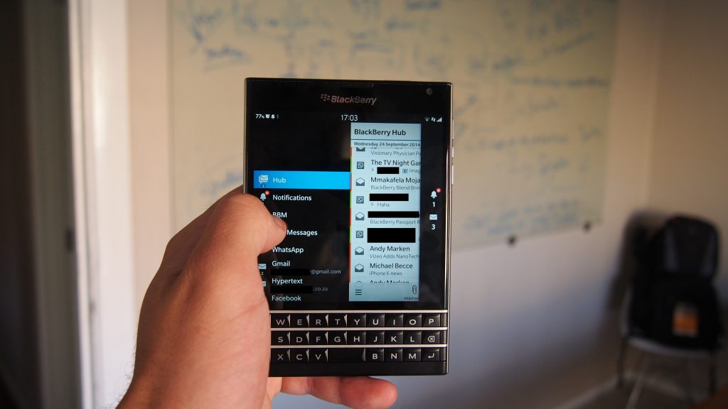 BlackBerry Passport  Display