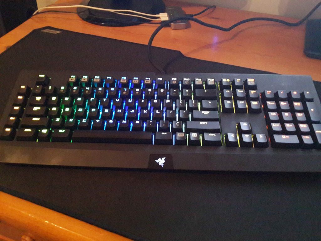 Razer Chroma Review - Glowy Keyboard