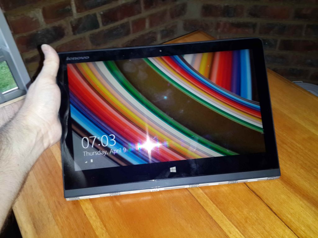 Lenovo Yoga 3 As a Tablet