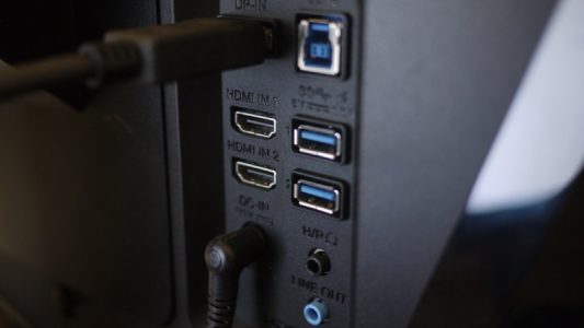 You'll find two HDMI 2.0 ports and 1 DisplayPort 1.2 connector at the back.